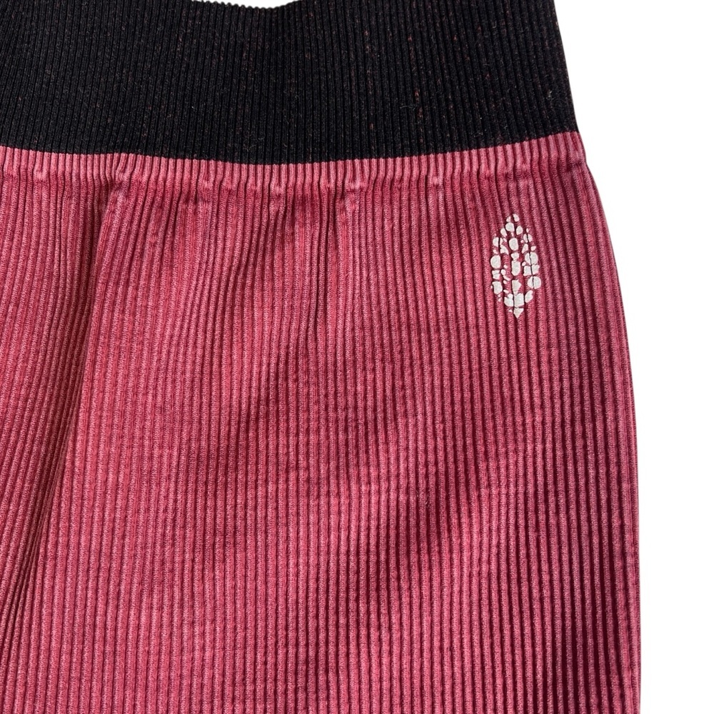 Free People Movement Ribbed Biker Athletic Shorts High Rise Women’s Size M/L - Picture 4 of 5
